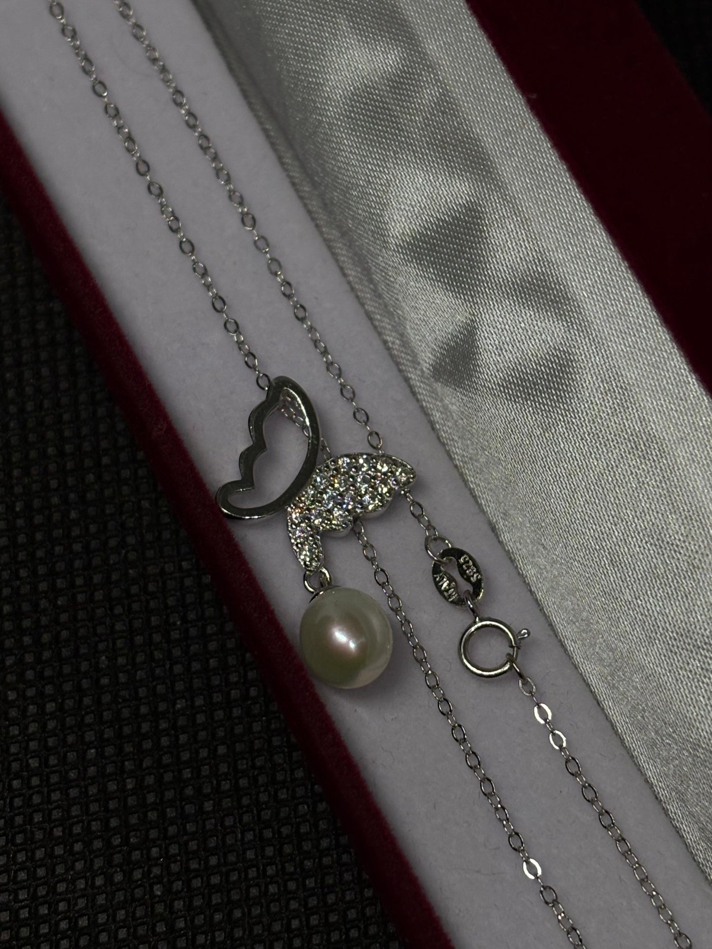 Colier din argint 925 cu pandantiv fluture si perla