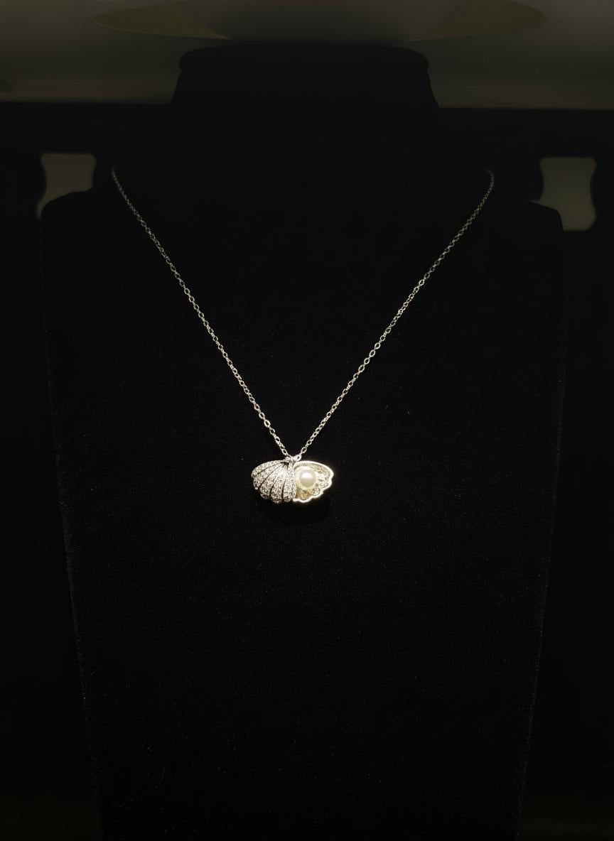 Colier din argint 925 cu pandantiv scoica si perla